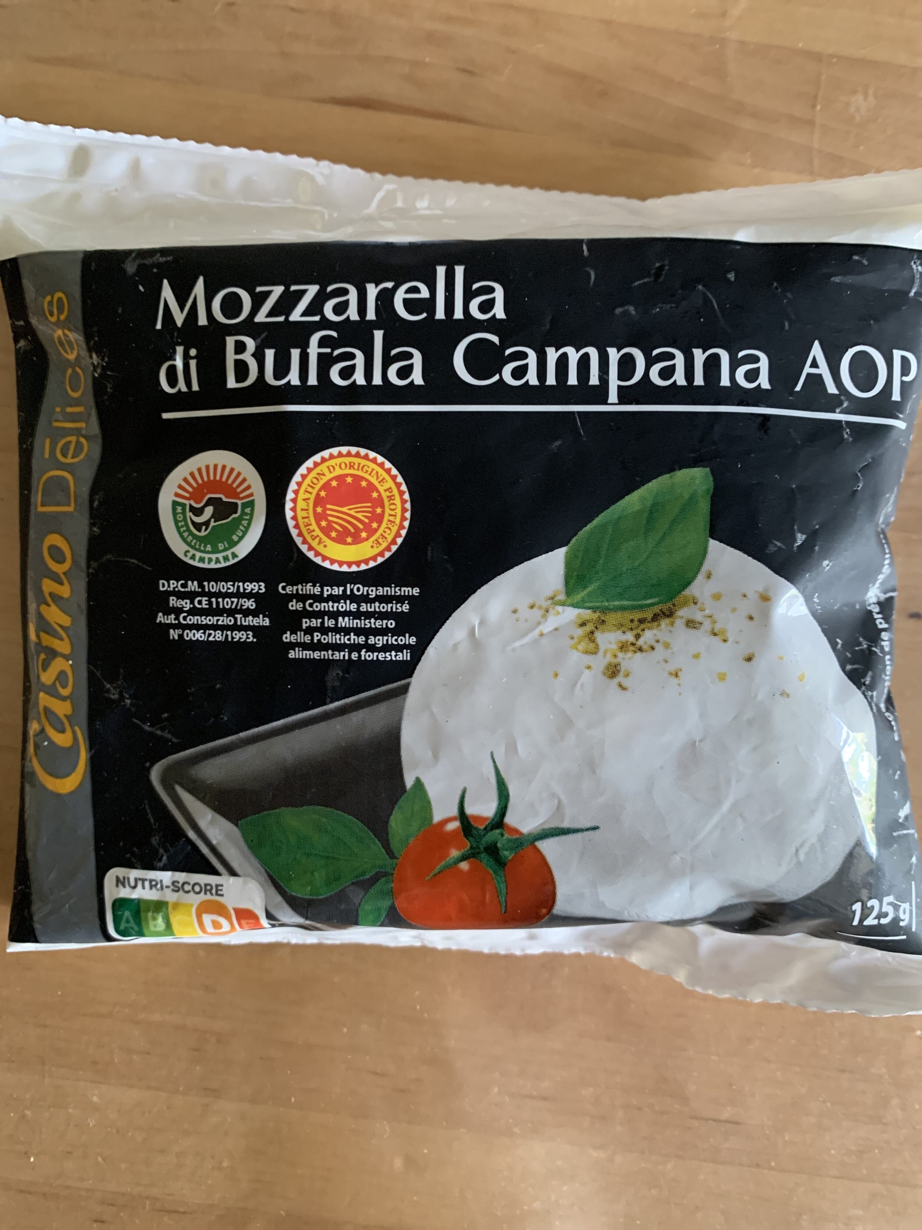 Mozzarella Di Bufala Campana - Product - fr