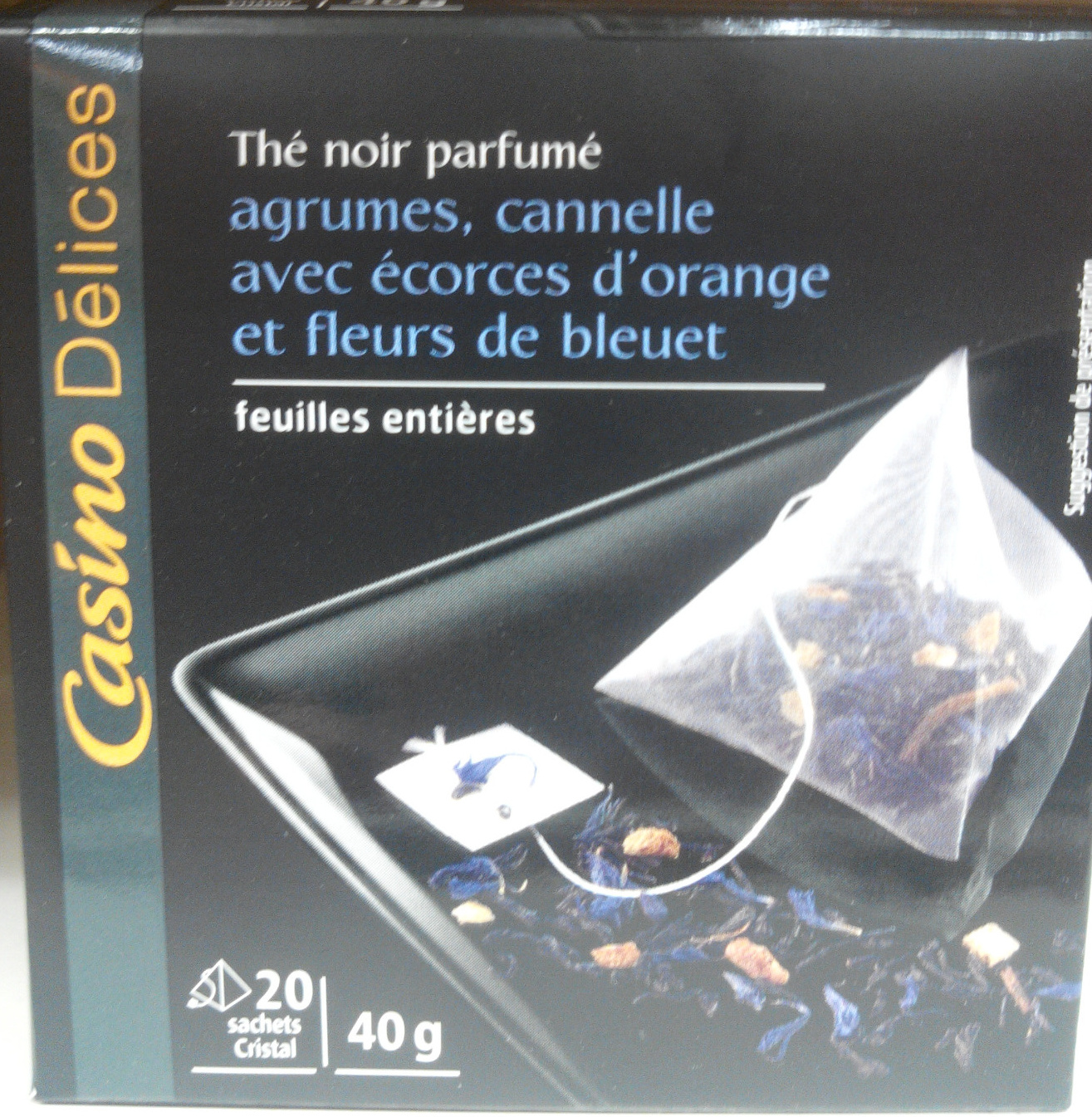 Thé noir parfumé agrumes, cannelle avec écorces d'orange et fleurs de bleuet - Product - fr