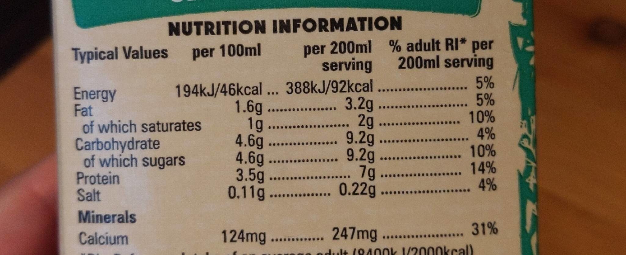 Moo Organic Semi Skimmed Milk - Nutrition facts - en